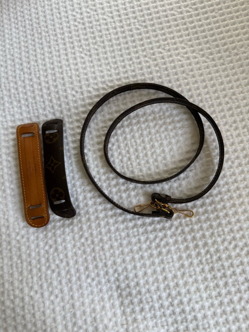 Louis Vuitton Monogram Crossbody Strap - Picture 7 of 7